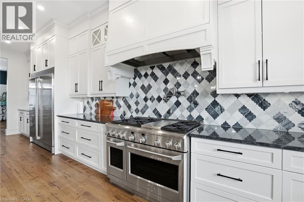 119 WILLOWBROOK DRIVE Image 11