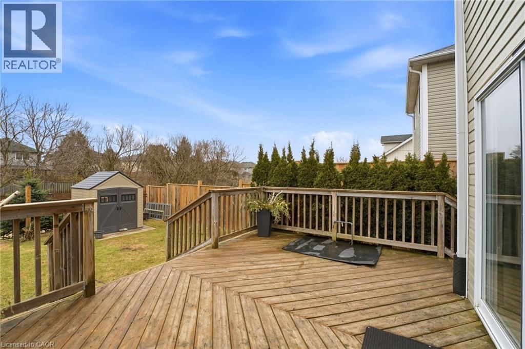 34 PORCHLIGHT DRIVE Image 25