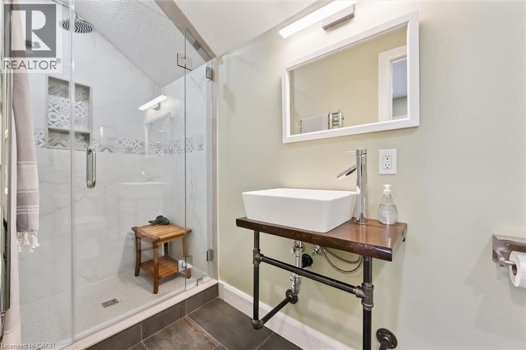 74 SHANLEY STREET Image 16