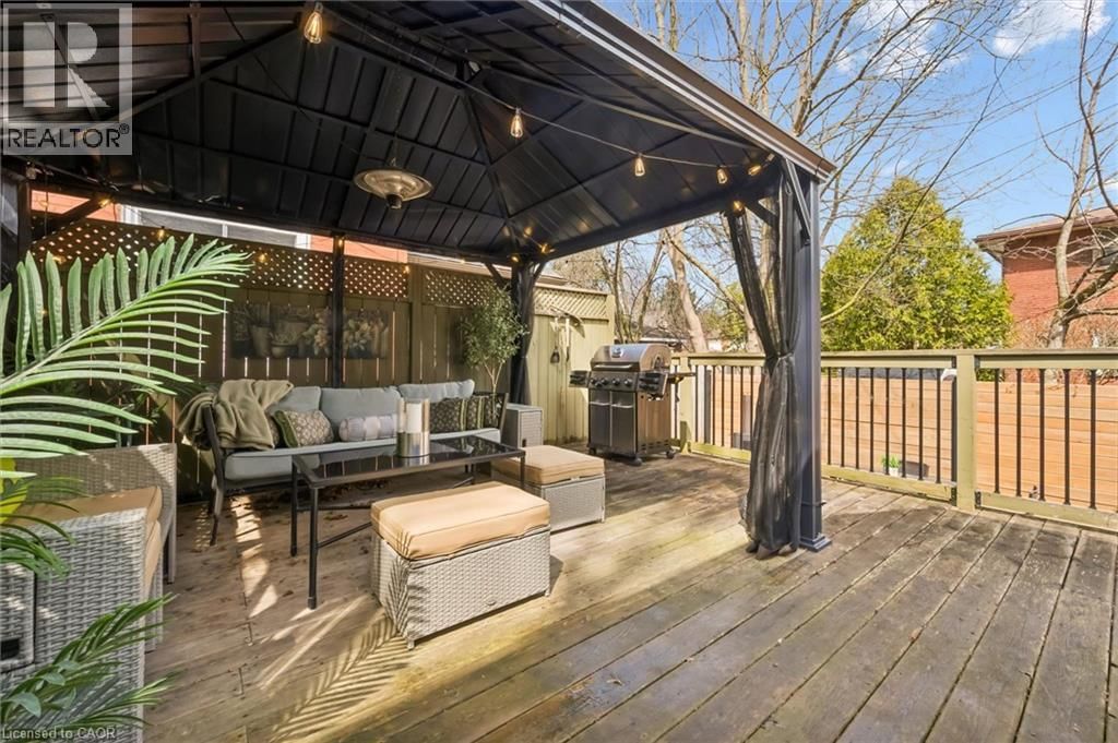 74 SHANLEY STREET Image 28