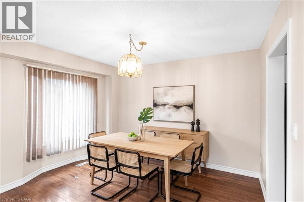 52 - 391 STONE CHURCH ROAD EAST Image 13