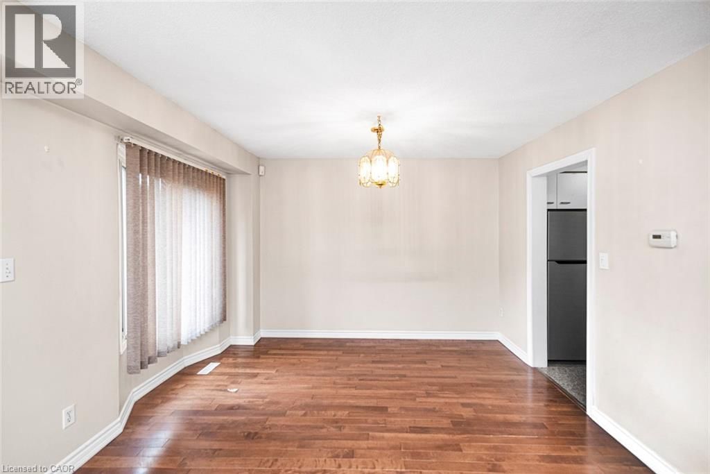 52 - 391 STONE CHURCH ROAD EAST Image 14