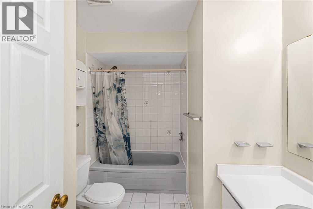 52 - 391 STONE CHURCH ROAD EAST Image 33