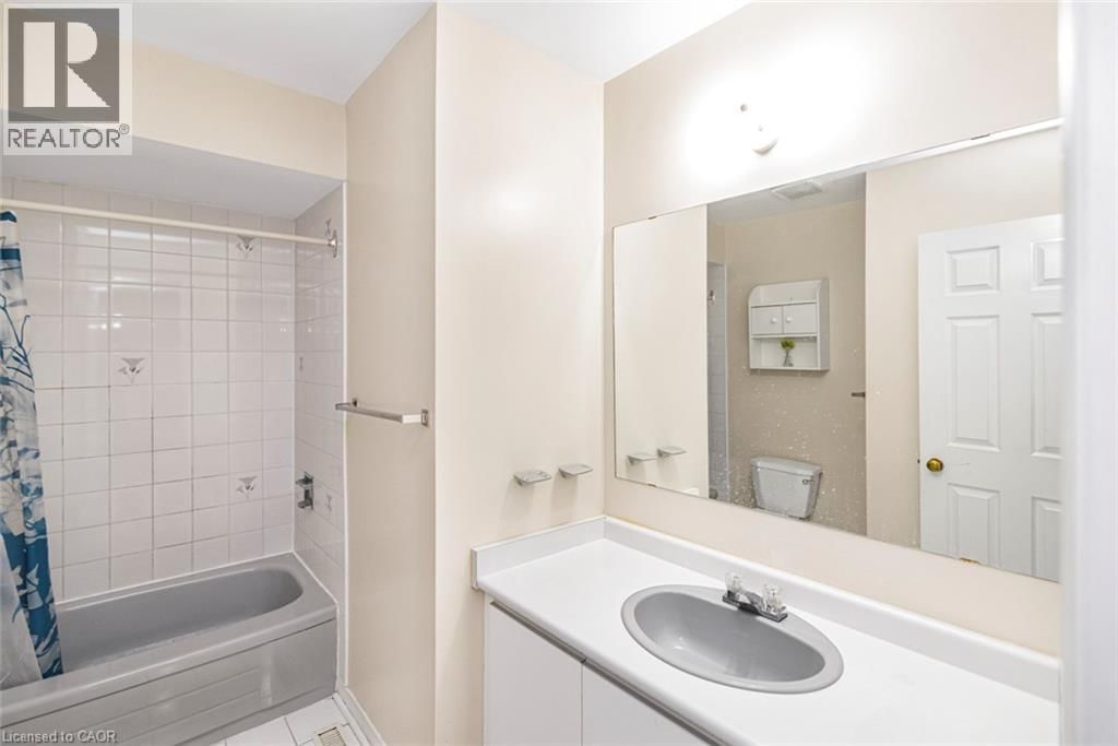 52 - 391 STONE CHURCH ROAD EAST Image 34