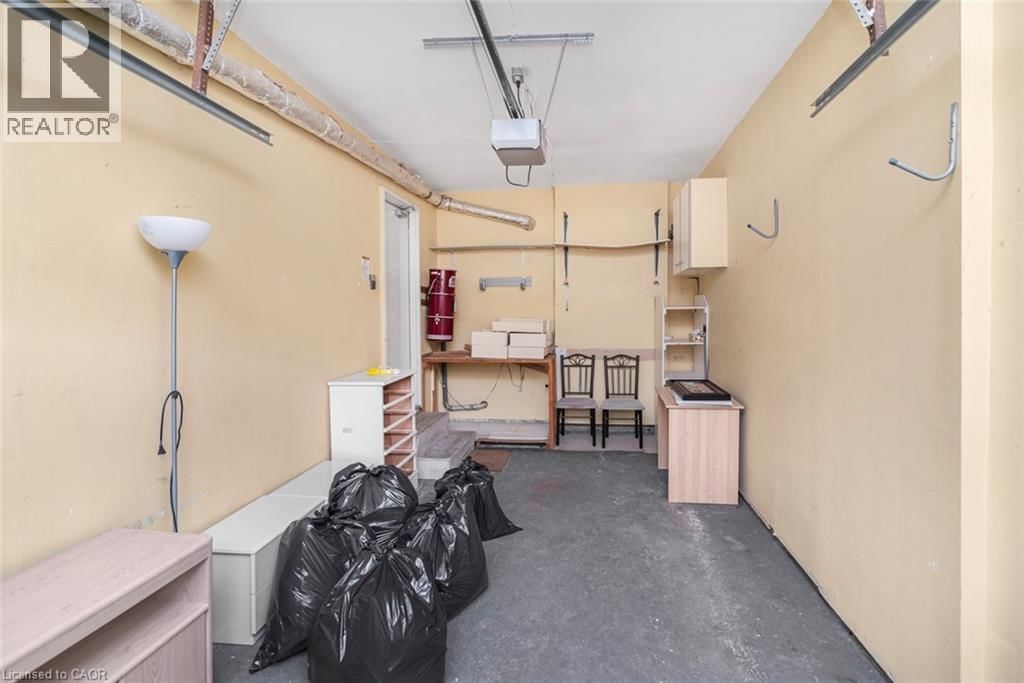 52 - 391 STONE CHURCH ROAD EAST Image 39