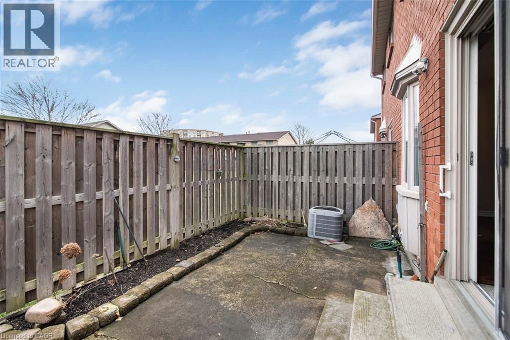 52 - 391 STONE CHURCH ROAD EAST Image 42