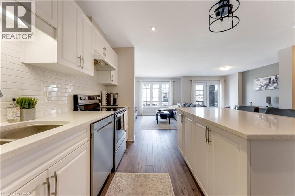 6C - 115 SOUTH CREEK DRIVE Image 13