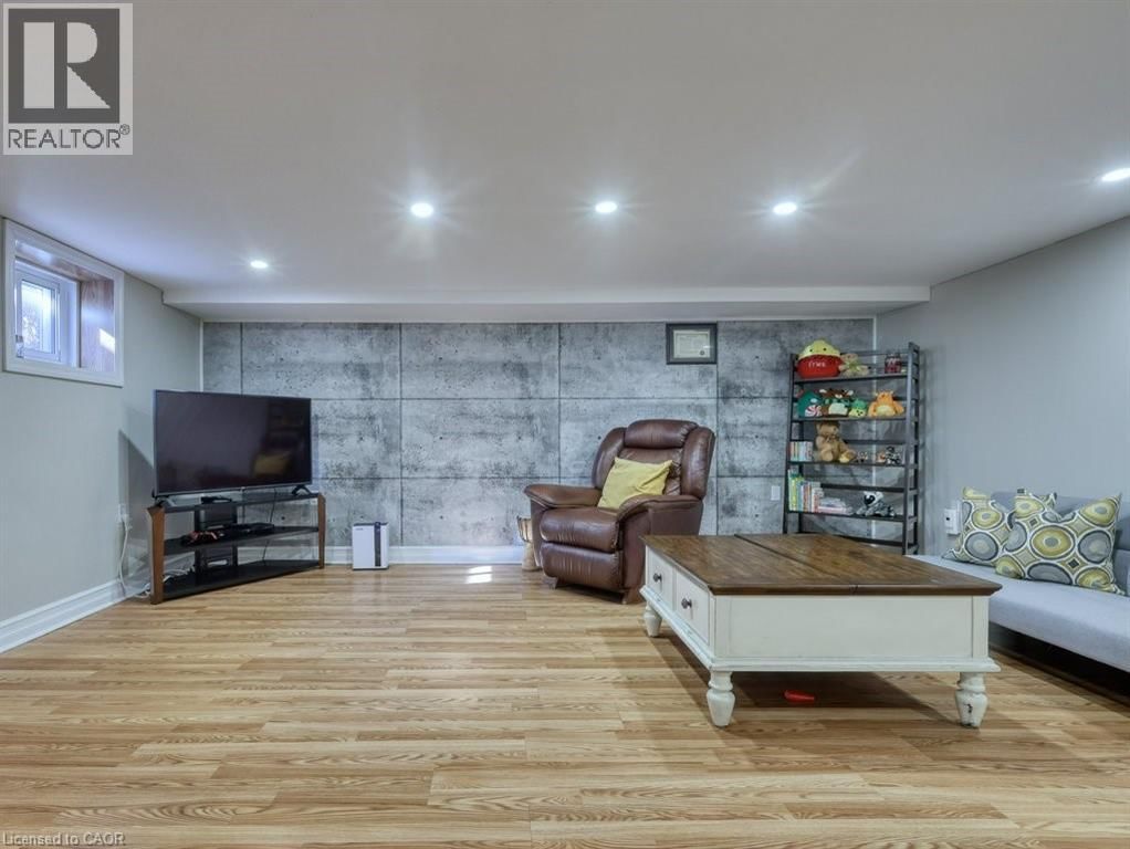 52 CARTER STREET Image 20