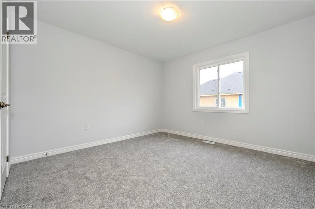 48 - 205 THAMES WAY Image 34