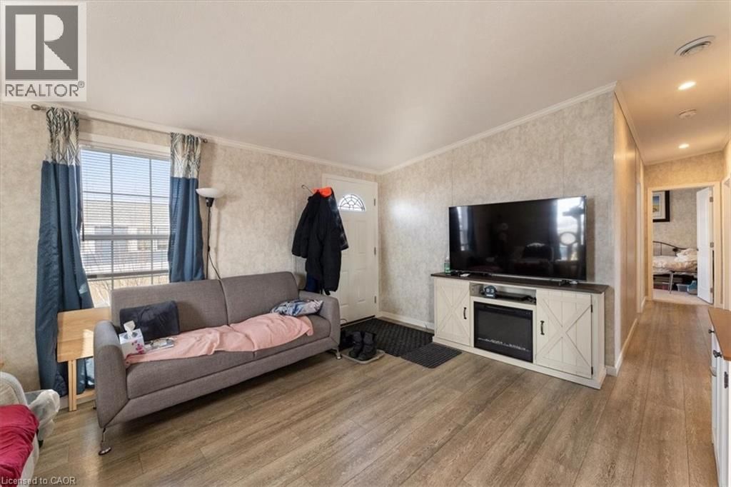 10 BENT WILLOW COURT Image 6