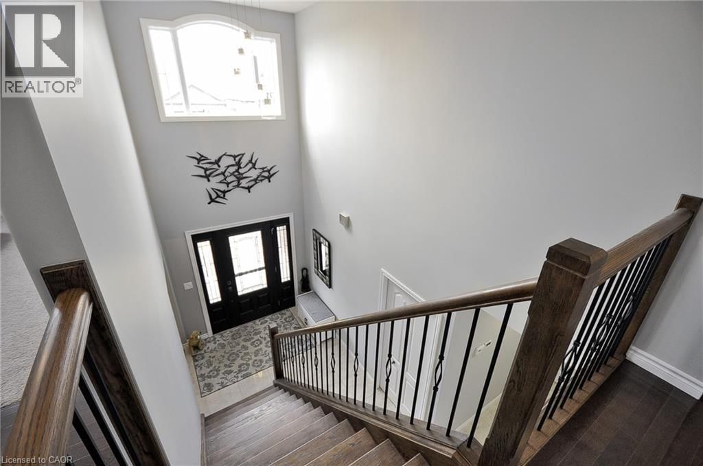 82 CURTIS STREET Image 22