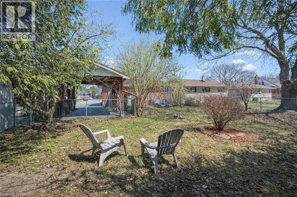 58 VANCOUVER DRIVE Image 14