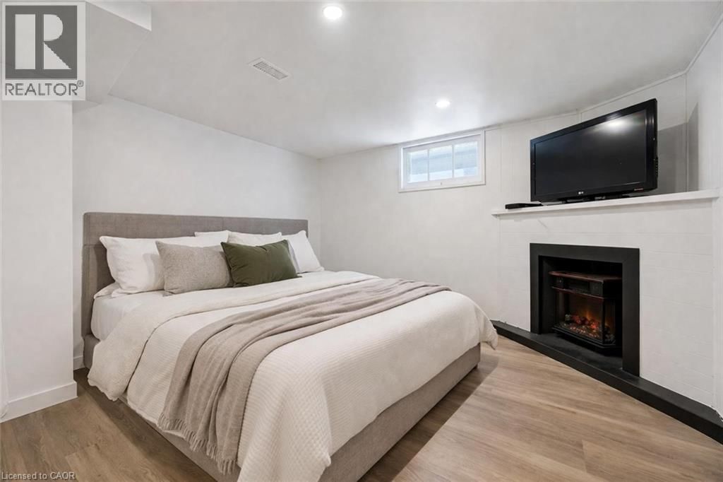 58 VANCOUVER DRIVE Image 9