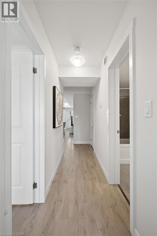 F - 150 ROCHEFORT STREET Image 13