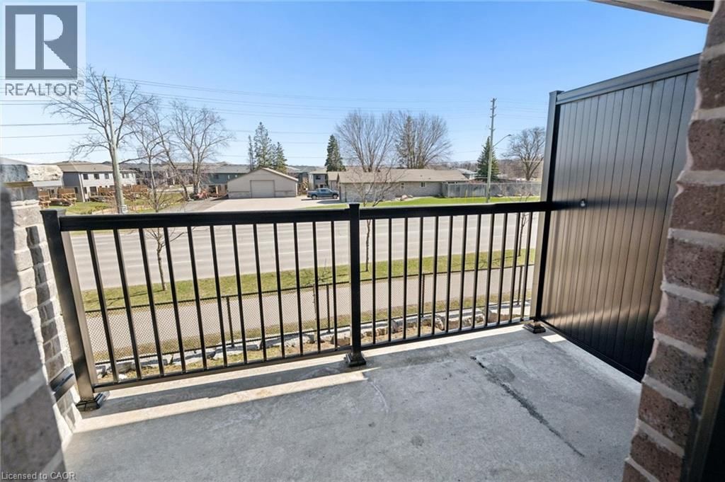 F - 150 ROCHEFORT STREET Image 23