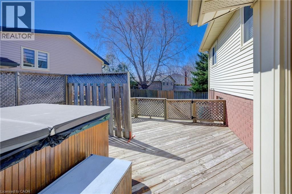 489 NORTHLAKE DRIVE Image 37