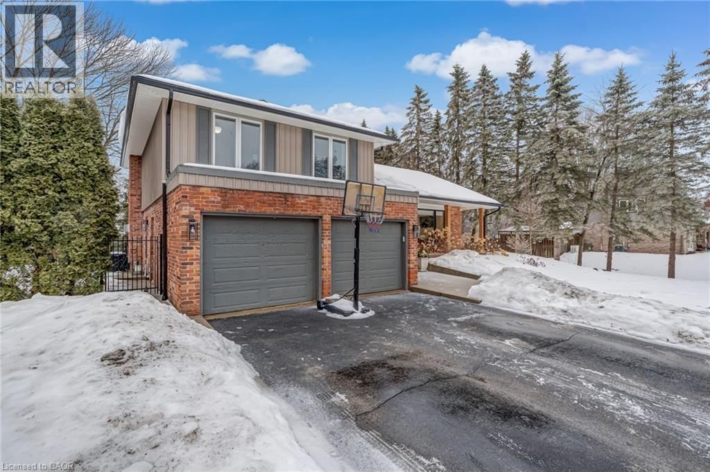 16 BANNISDALE WAY Image 2