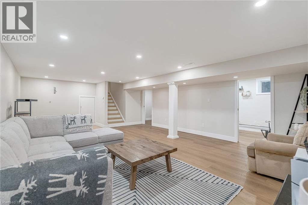 16 BANNISDALE WAY Image 36