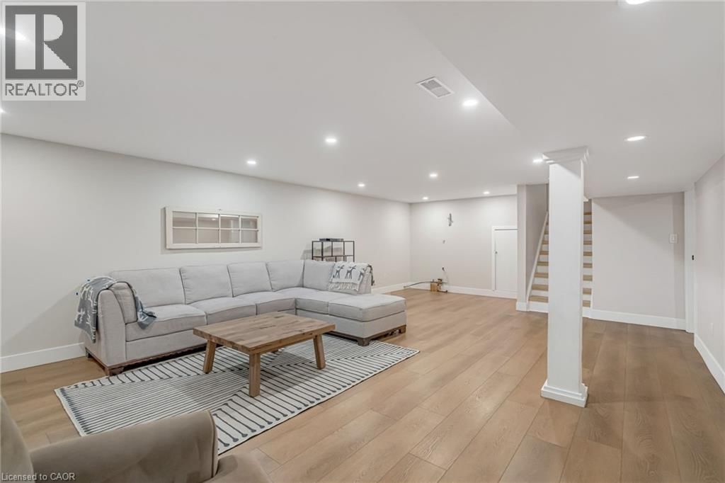 16 BANNISDALE WAY Image 38