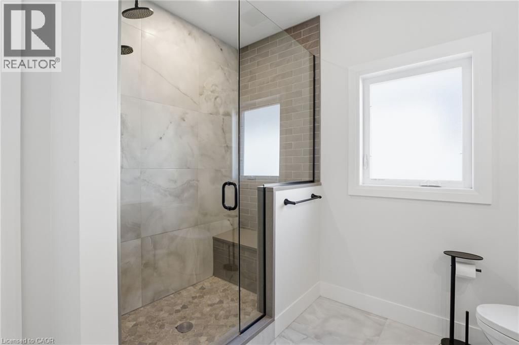 9 EAST STREET NORTH Image 19