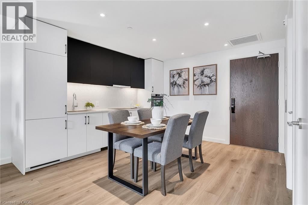 306 - 741 KING STREET WEST Image 3