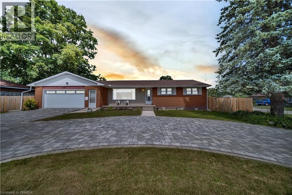 490 SADDLER STREET EAST Image 1