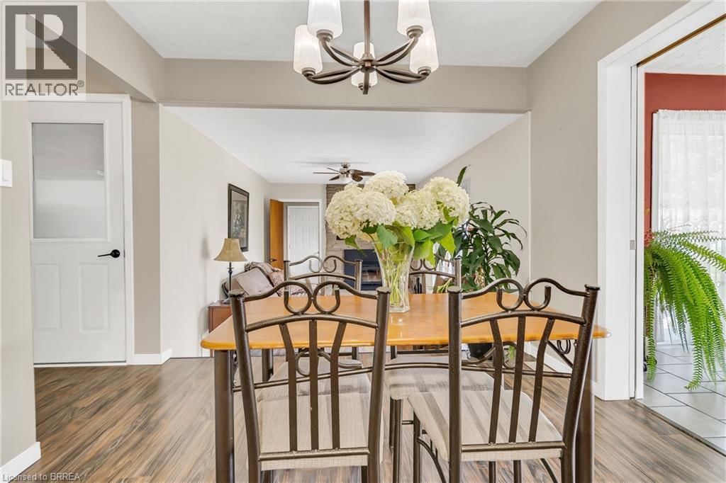 490 SADDLER STREET EAST Image 16