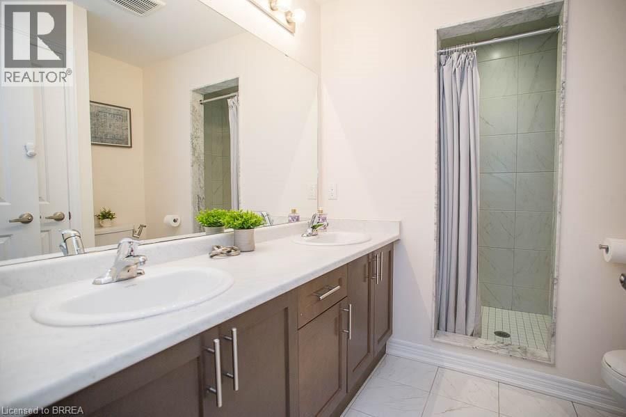 49 - 77 DIANA AVENUE Image 17