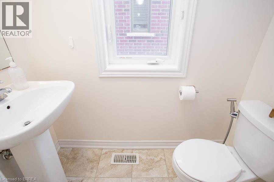 49 - 77 DIANA AVENUE Image 4