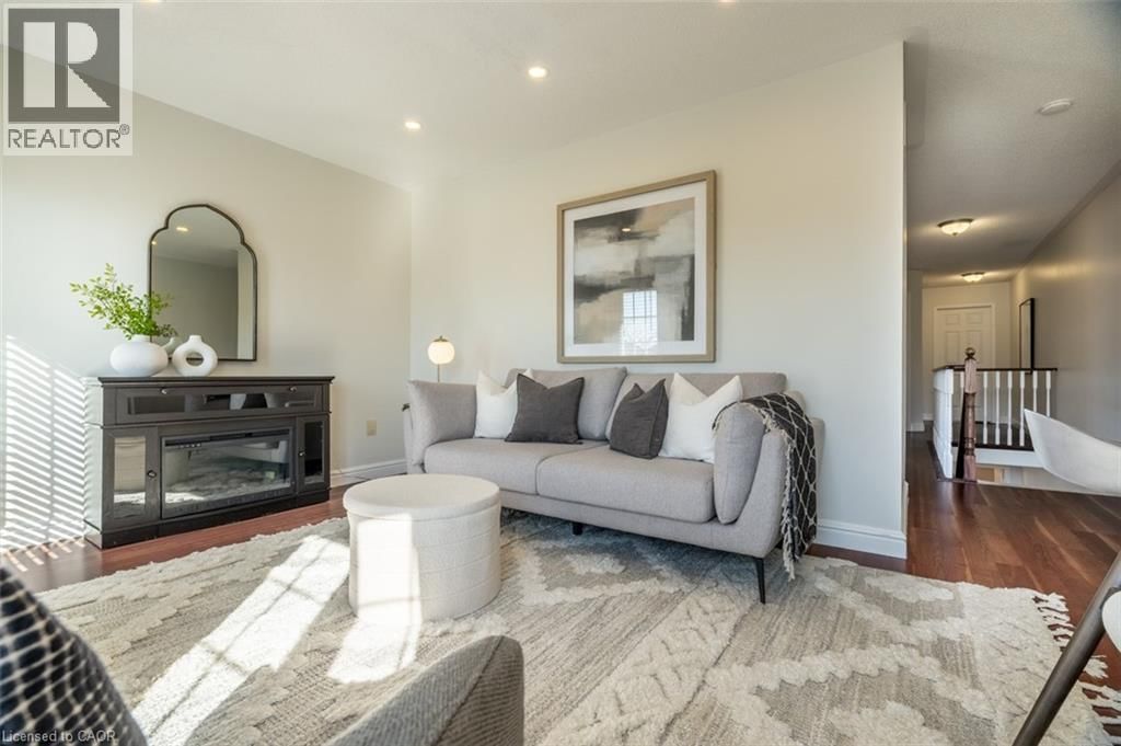 53 DILLS CRESCENT Image 11