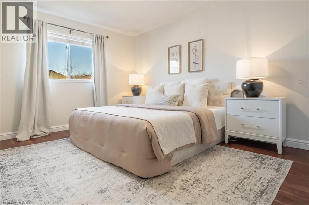 53 DILLS CRESCENT Image 15