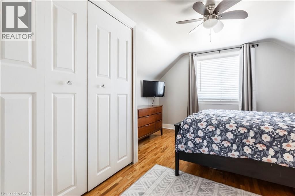 118 JULIAN AVENUE Image 23