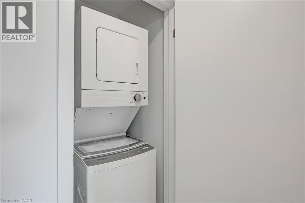 311B - 16 MELBOURNE AVENUE Image 20