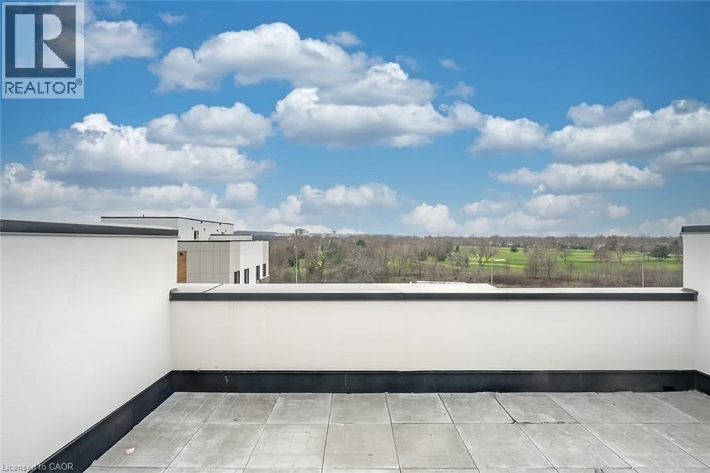 311B - 16 MELBOURNE AVENUE Image 31