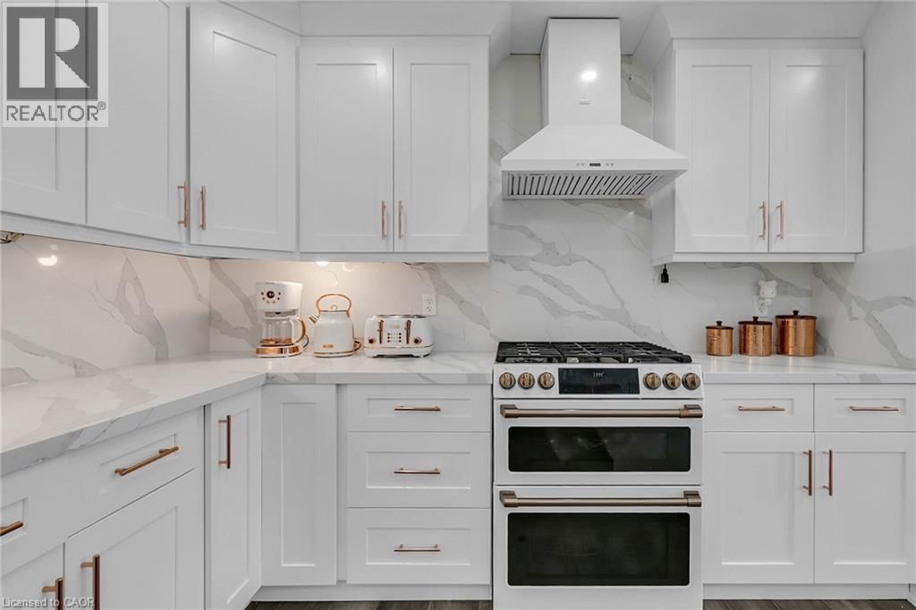 956 BANFFSHIRE COURT Image 11