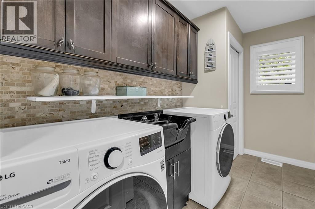 956 BANFFSHIRE COURT Image 14