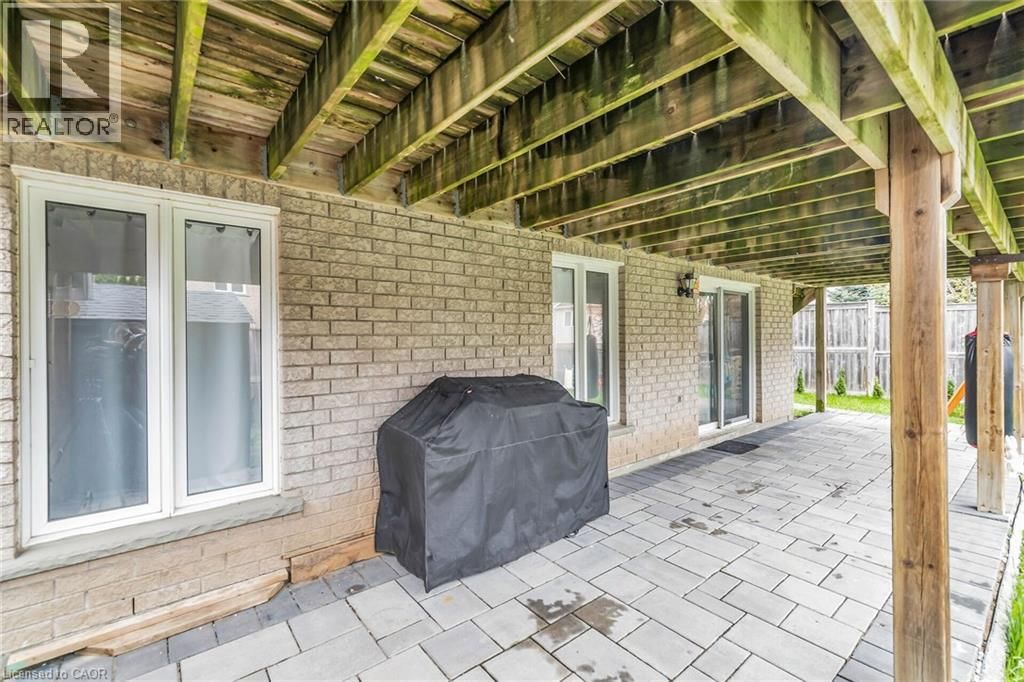 956 BANFFSHIRE COURT Image 35