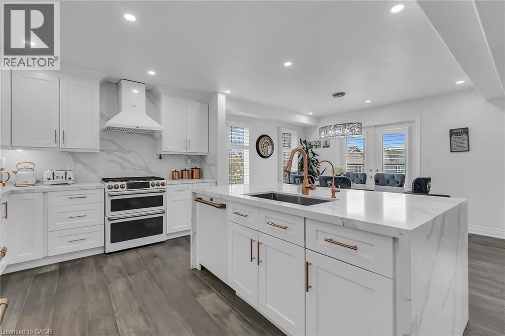 956 BANFFSHIRE COURT Image 8