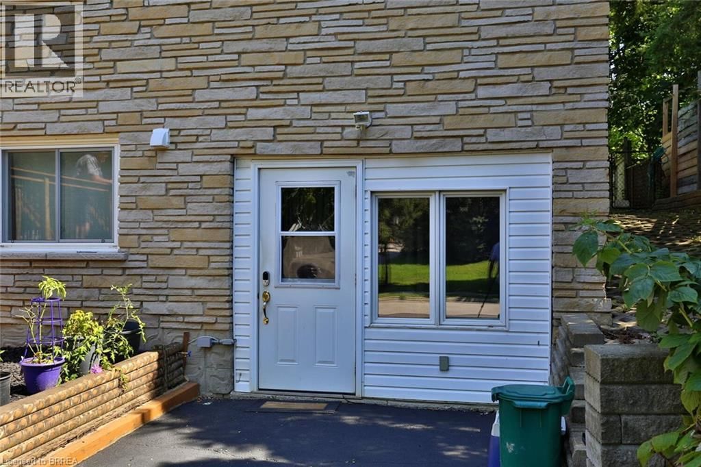 73 MILTON STREET Image 25