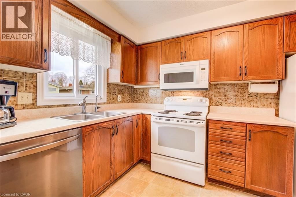 53 GREENOCK DRIVE Image 16