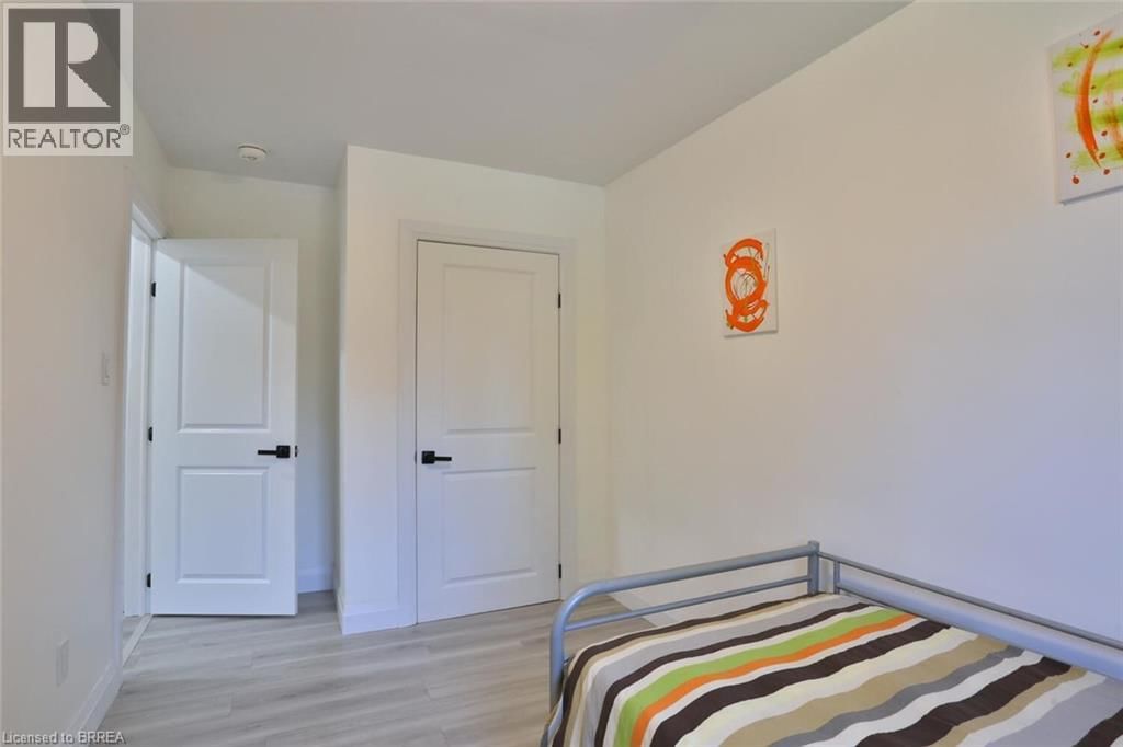 73 MILTON STREET Image 21