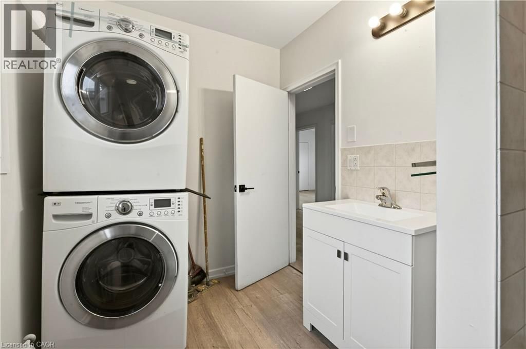 1012 NORTH SHORE BOULEVARD EAST Image 25