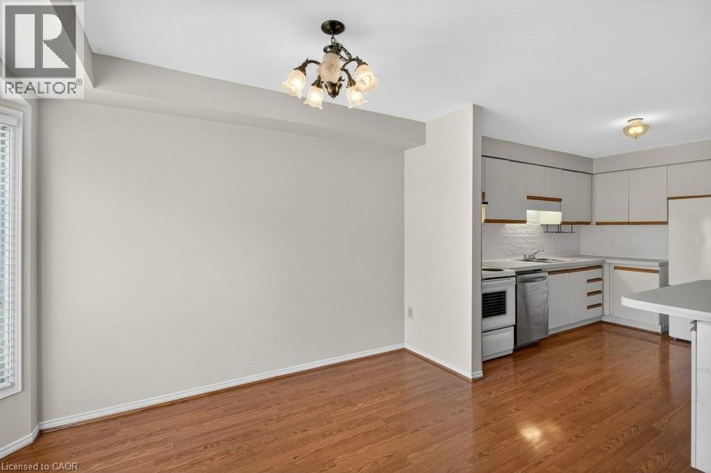 86 RITA AVENUE Image 10