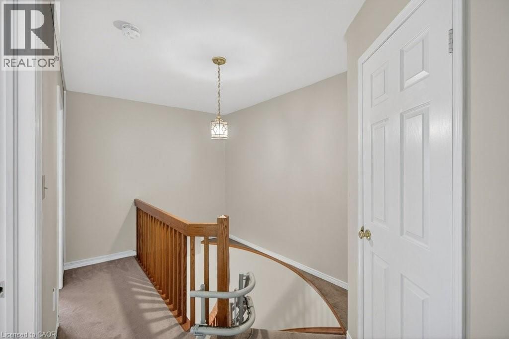 86 RITA AVENUE Image 17