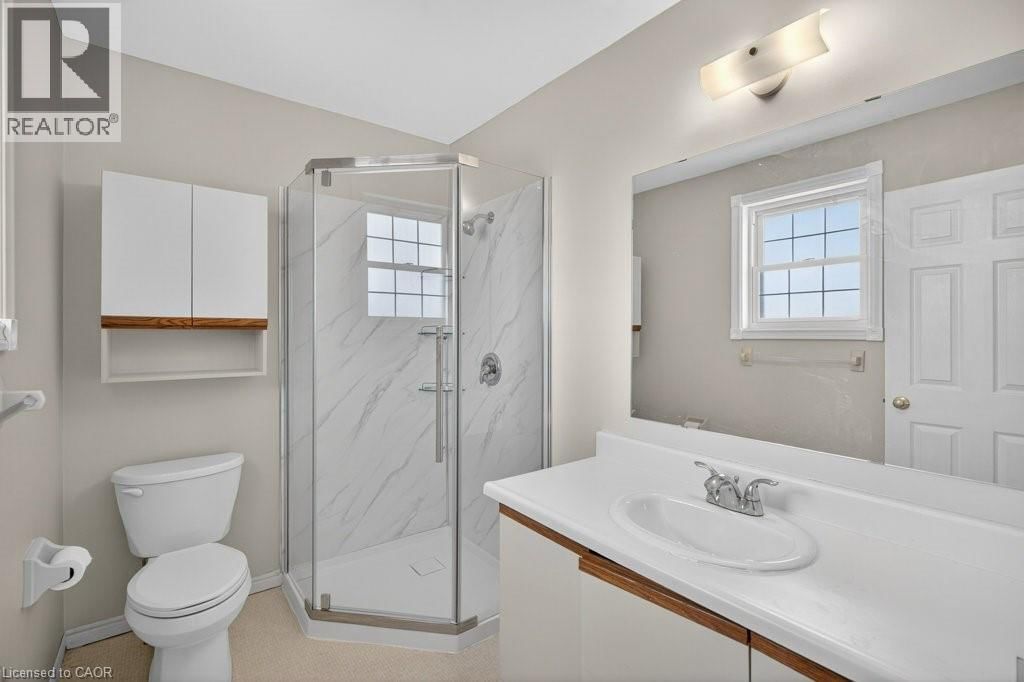 86 RITA AVENUE Image 23