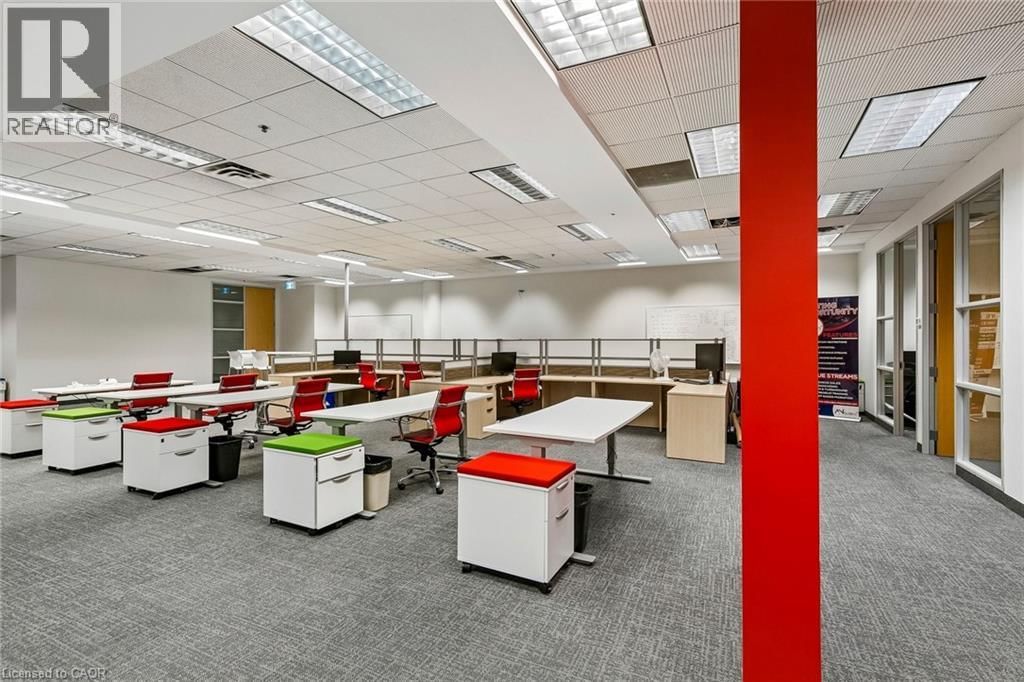 201 - 2305 WYECROFT ROAD Image 6