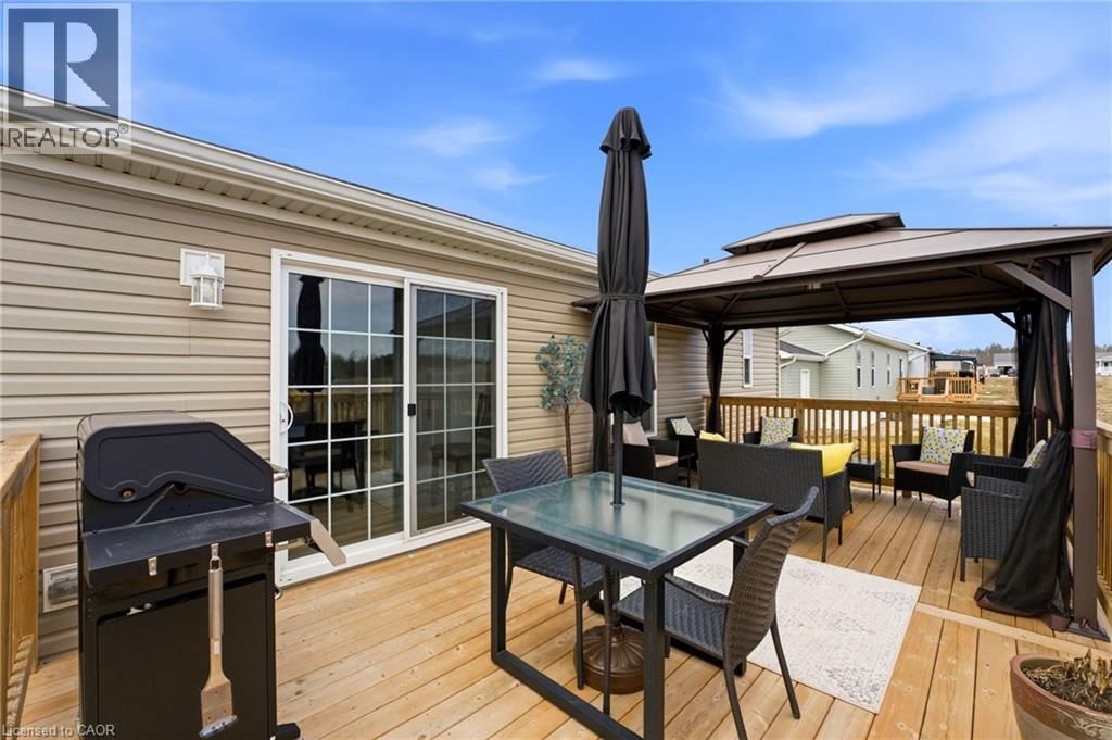 20 HICKORY HOLLOW Image 34