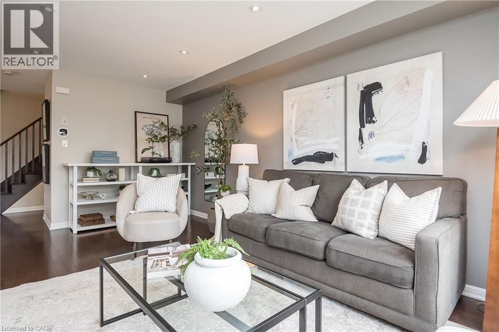 984 NADALIN HEIGHTS Image 15