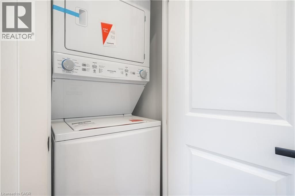 204 BALSAM AVENUE SOUTH Image 17