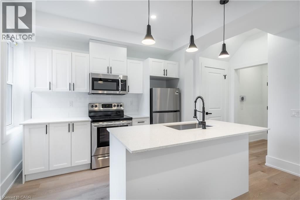 204 BALSAM AVENUE SOUTH Image 7